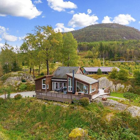 Charming House Located By The Fjord With The Pultpitrock Within Short Distance Villa Jørpeland Exteriör bild