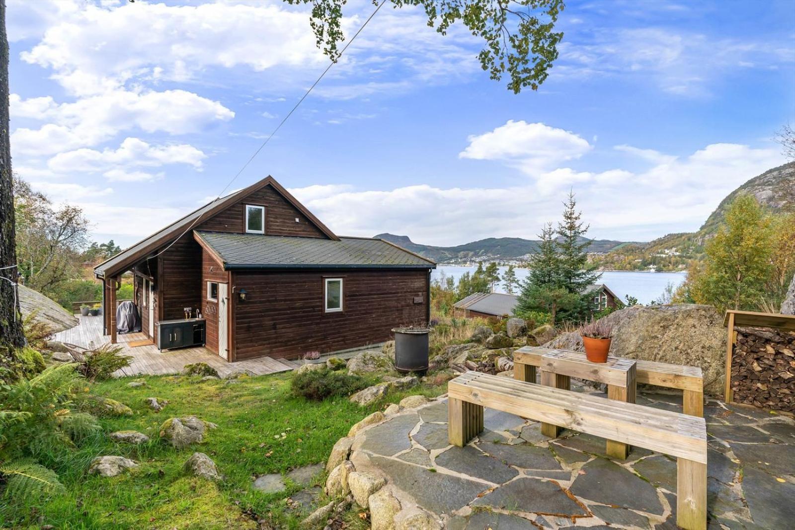 Charming House Located By The Fjord With The Pultpitrock Within Short Distance Villa Jørpeland Exteriör bild