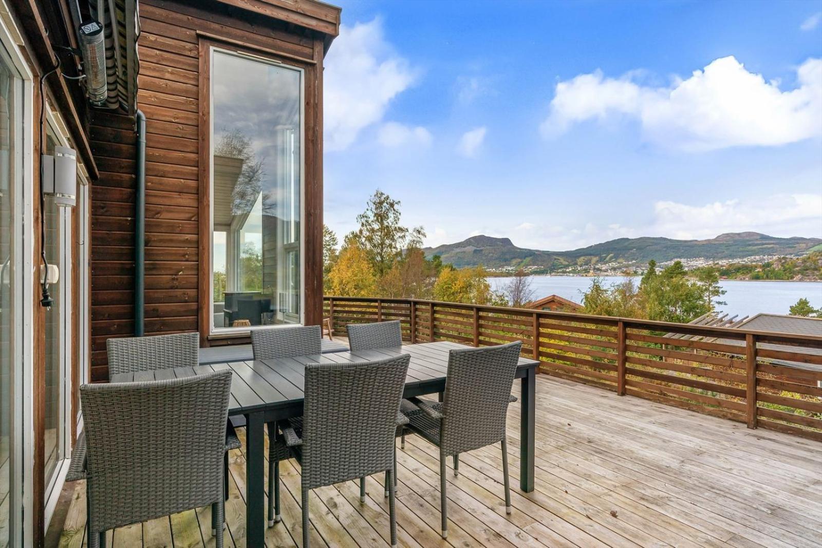 Charming House Located By The Fjord With The Pultpitrock Within Short Distance Villa Jørpeland Exteriör bild