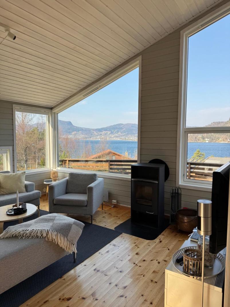 Charming House Located By The Fjord With The Pultpitrock Within Short Distance Villa Jørpeland Exteriör bild